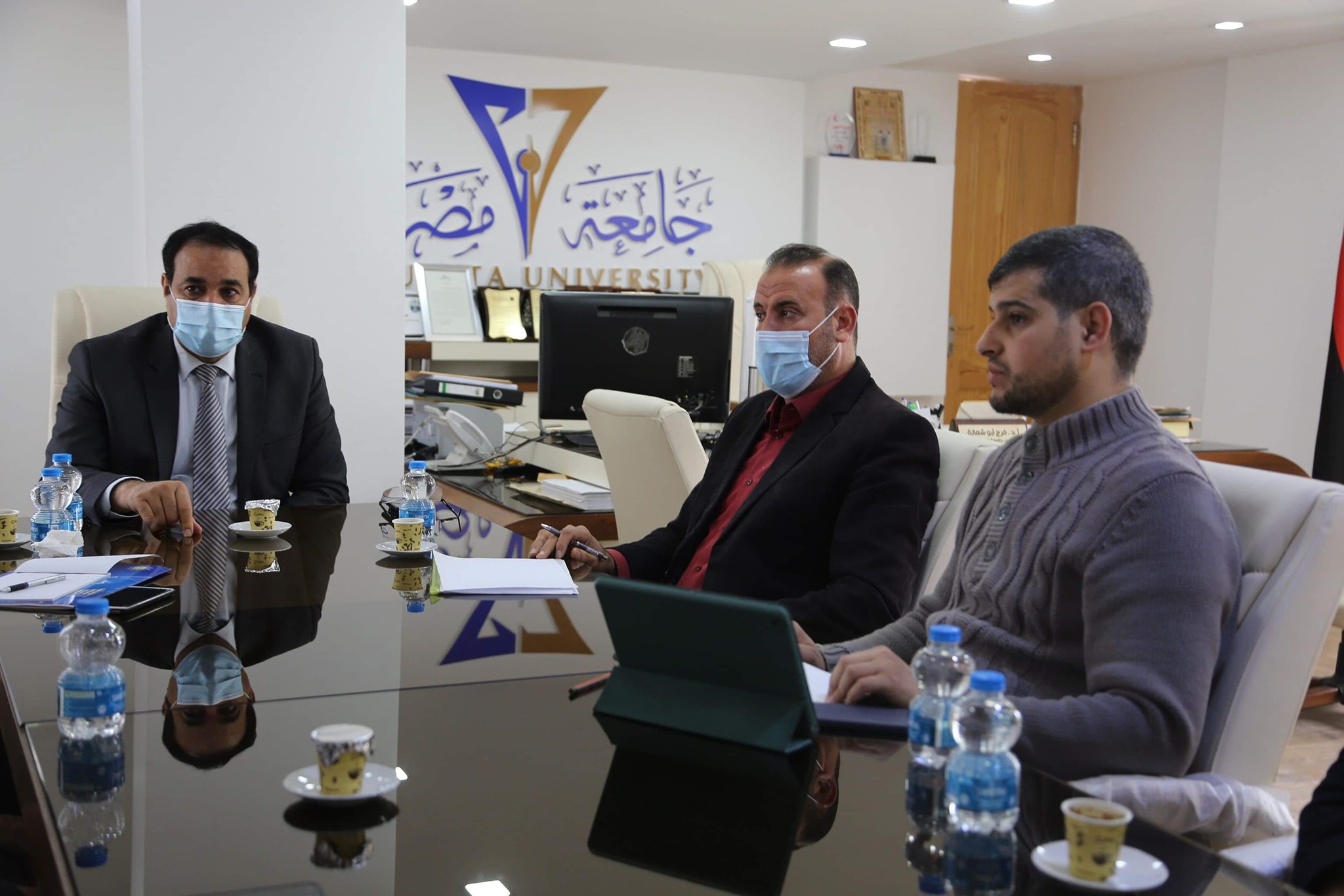 President of the University Holds a Meeting with the Director of the Unit of Administration and Organization of Lab Equipment at the University
                     width=