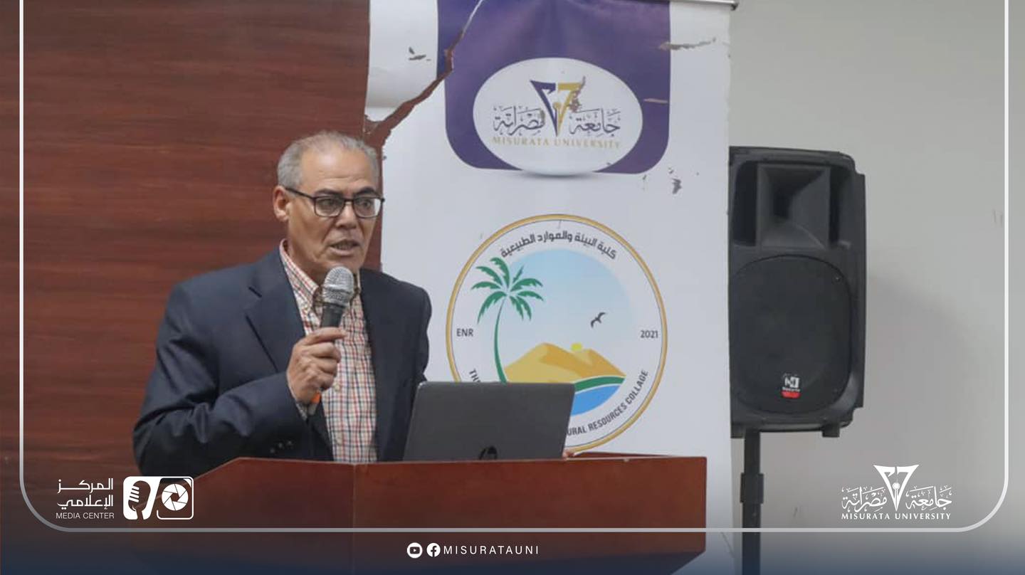 حفل تخرج الدفعة الأولى لطلبة قسم علوم البيئة والموارد الطبيعية 