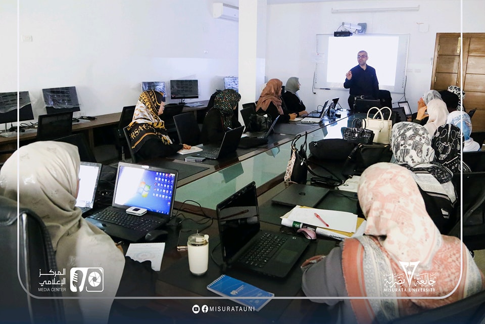 ورشة عمل حول استخدام برنامج Zotero بكلية العلوم